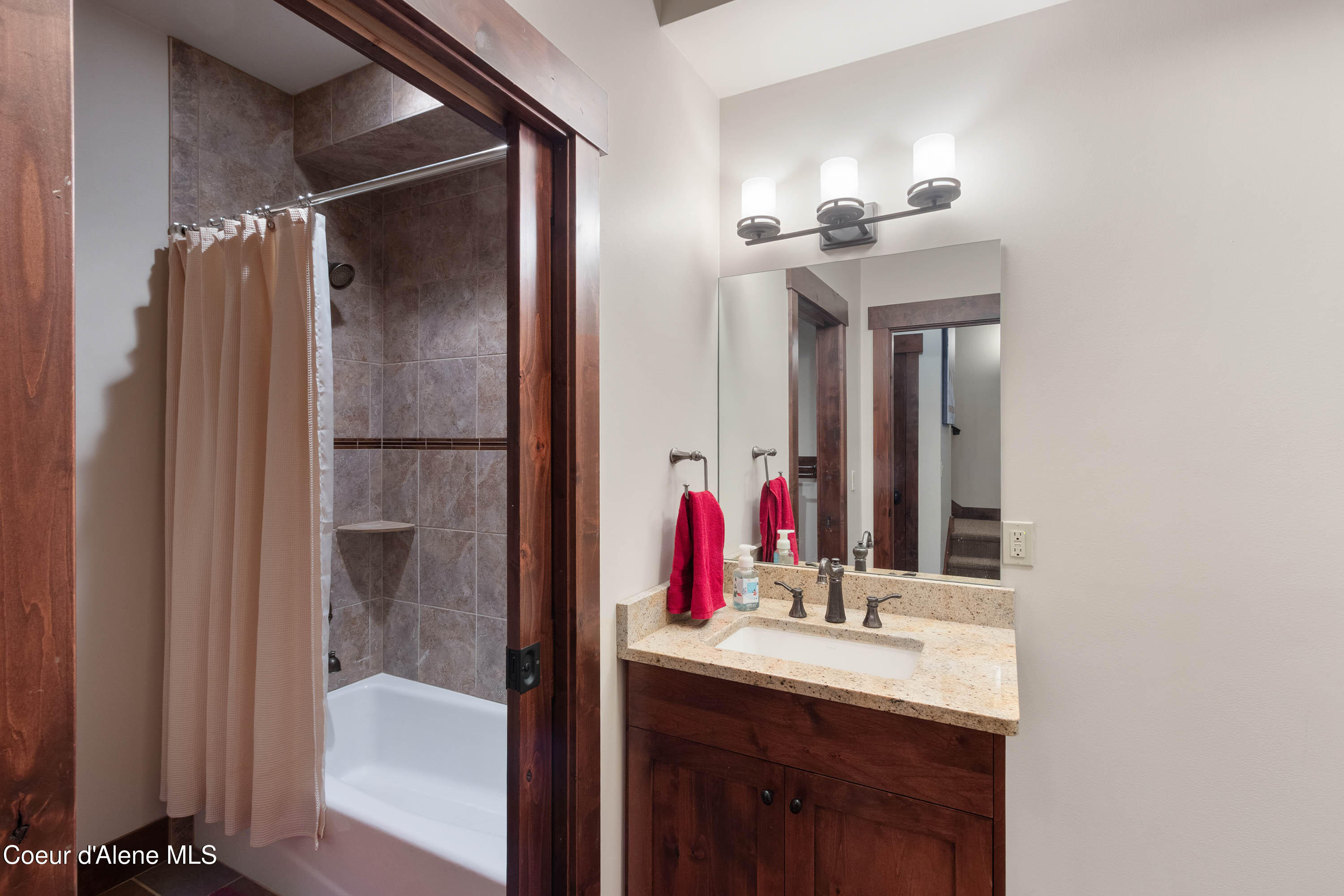 38 Avalanche Road, Unit 2 Sandpoint, ID 83864 - Photo 27 of 40 IMG_0352