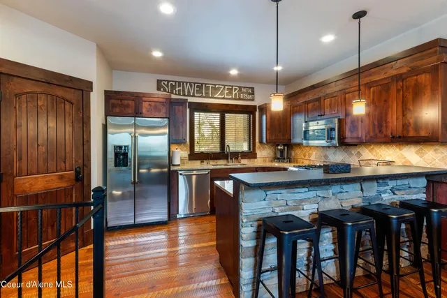 $1,399,000 | 38 Avalanche Road, Unit 2, Sandpoint, ID 83864