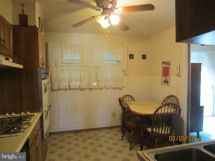 63 Rhodes Avenue Ewing, NJ 08638 - Photo 14 of 18 Gallery Image 14