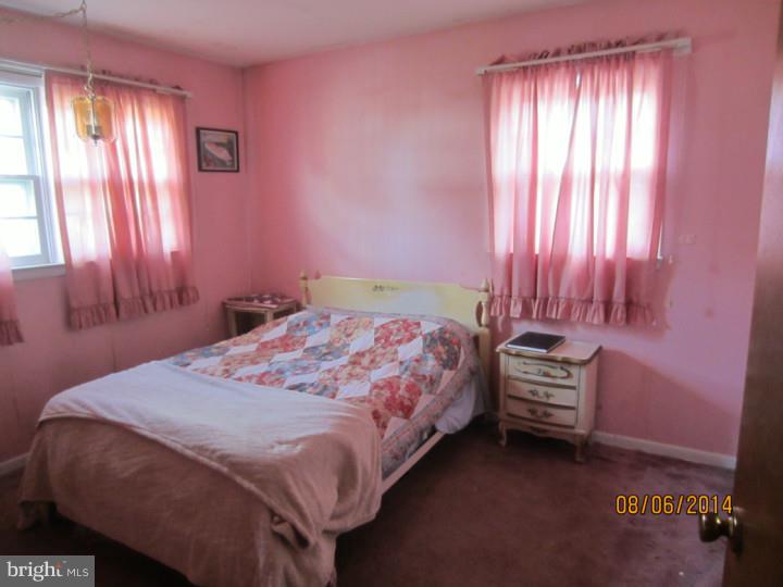 63 Rhodes Avenue Ewing, NJ 08638 - Photo 17 of 18 Gallery Image 17