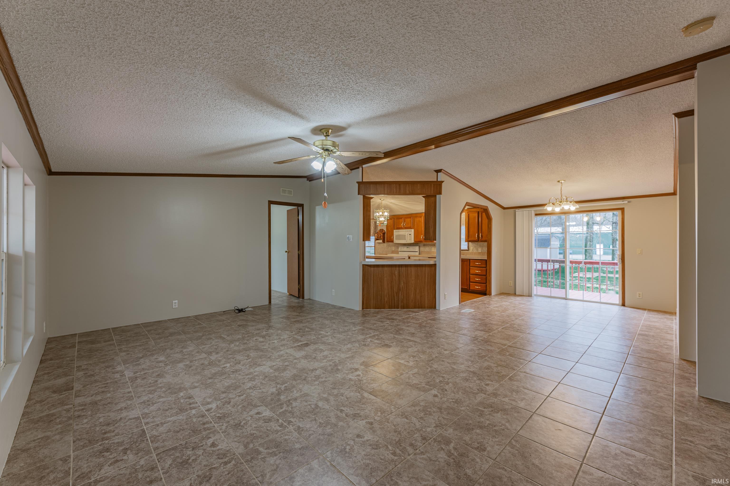 6226 Ford Road Mount Vernon, IN 47620 - Photo 7 of 35 Gallery Image 7