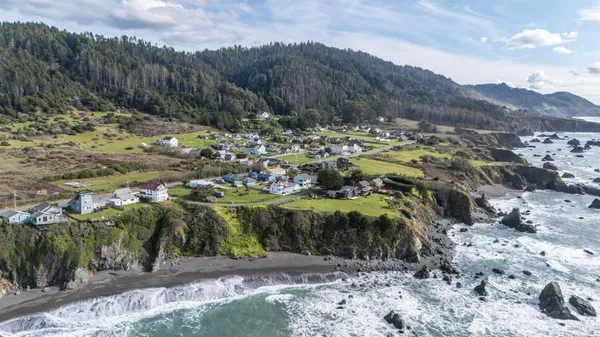 $599,000 | 37043 Omega Drive, Westport, CA 95488