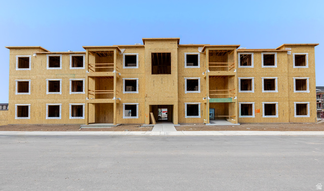 4704 Olive Avenue, Unit V101 Mapleton, UT 84664 - Photo 2 of 5 View of apartment building / complex