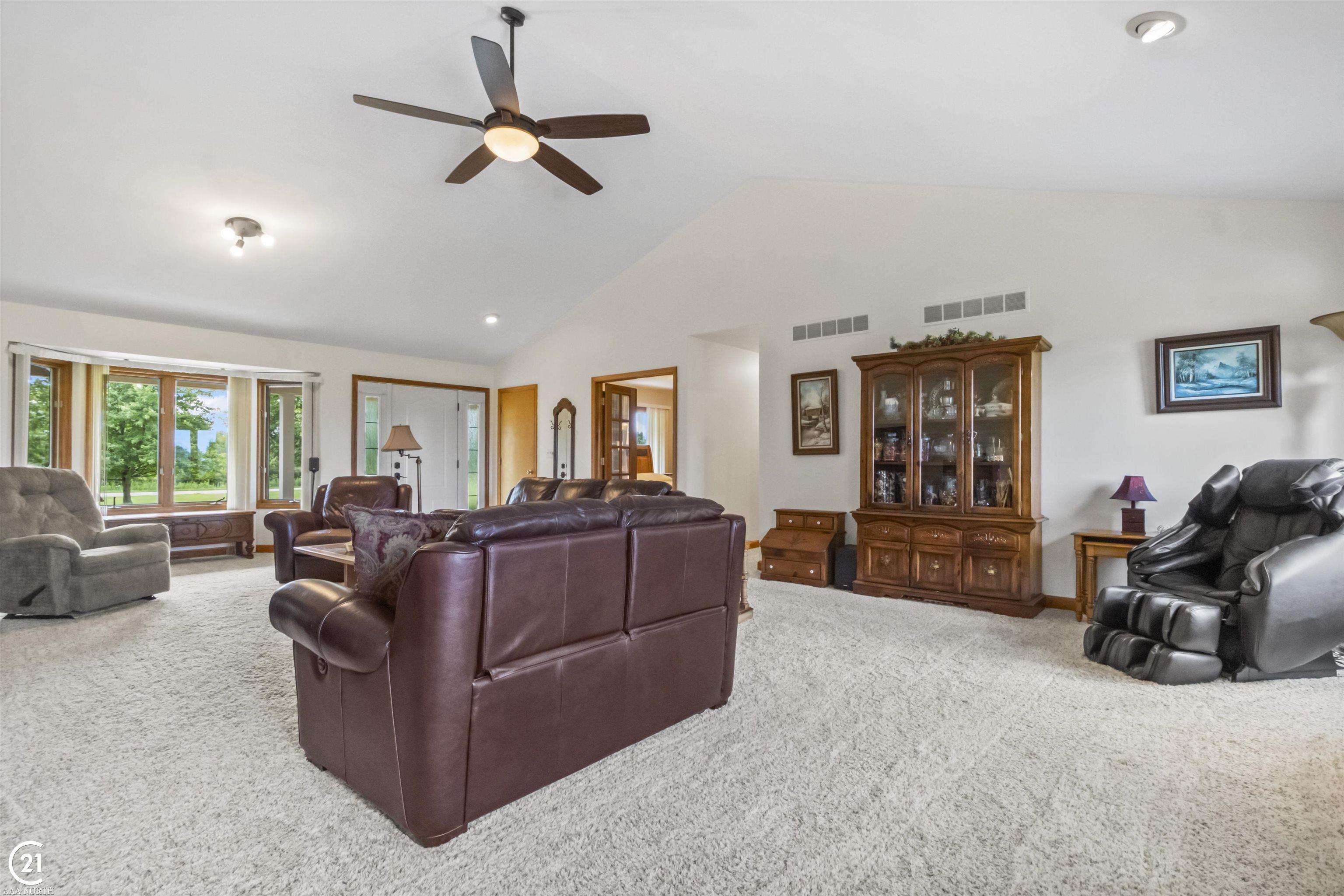 1100 Holmes Road Allenton, MI 48002 - Photo 18 of 63