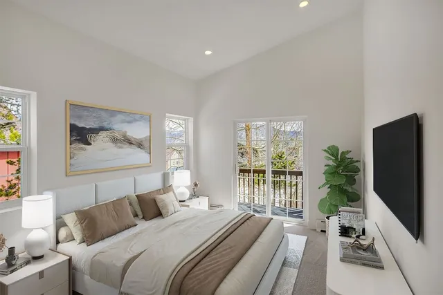 $1,099,000 | 22 North Side Circle, Silverthorne, CO 80498