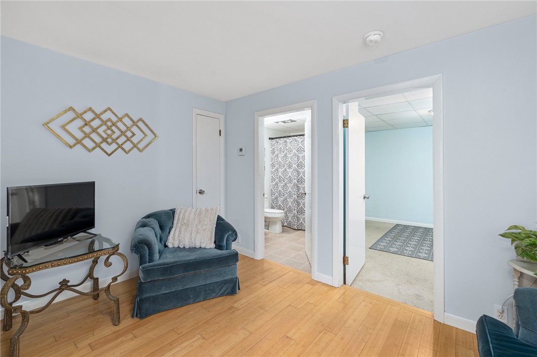 136 Riverside Drive, Unit 3 Tiverton, RI 02878 - Photo 15 of 23