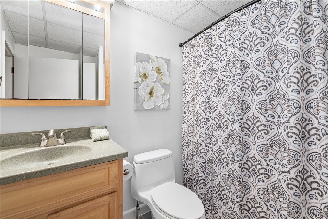 136 Riverside Drive, Unit 3 Tiverton, RI 02878 - Photo 20 of 23