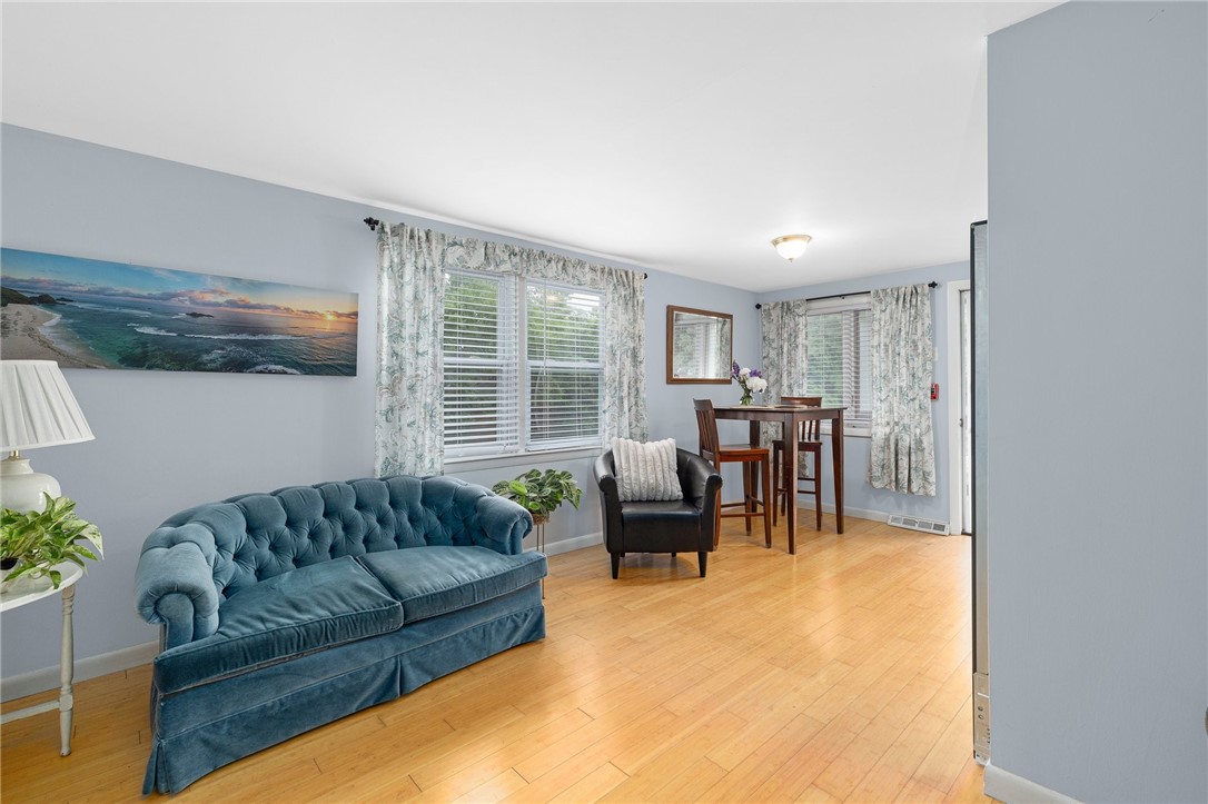 136 Riverside Drive, Unit 3 Tiverton, RI 02878 - Photo 10 of 23