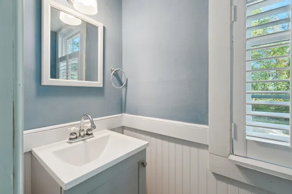 $489,000 | 295 Andover Road, New London, NH 03257