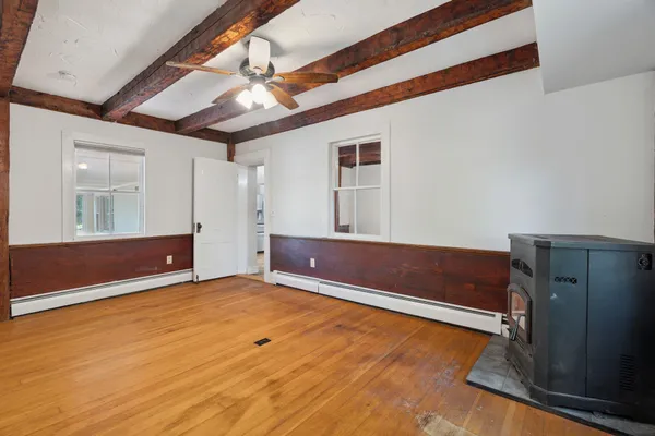 $489,000 | 295 Andover Road, New London, NH 03257