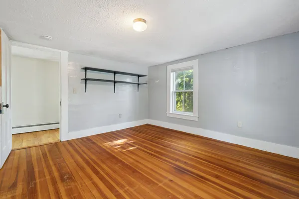 $489,000 | 295 Andover Road, New London, NH 03257