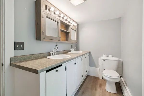 $489,000 | 295 Andover Road, New London, NH 03257
