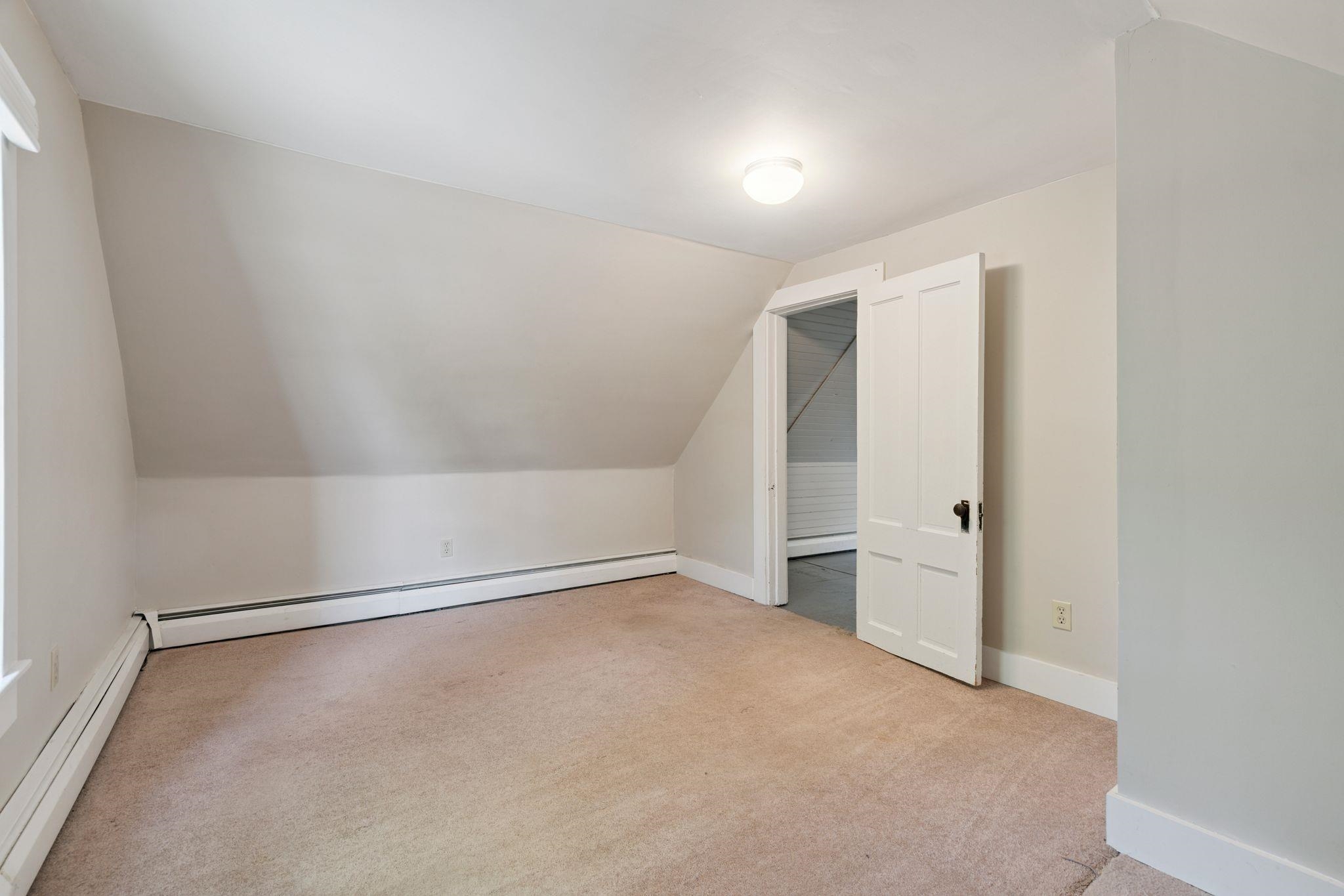 295 Andover Road New London, NH 03257 - Photo 29 of 33