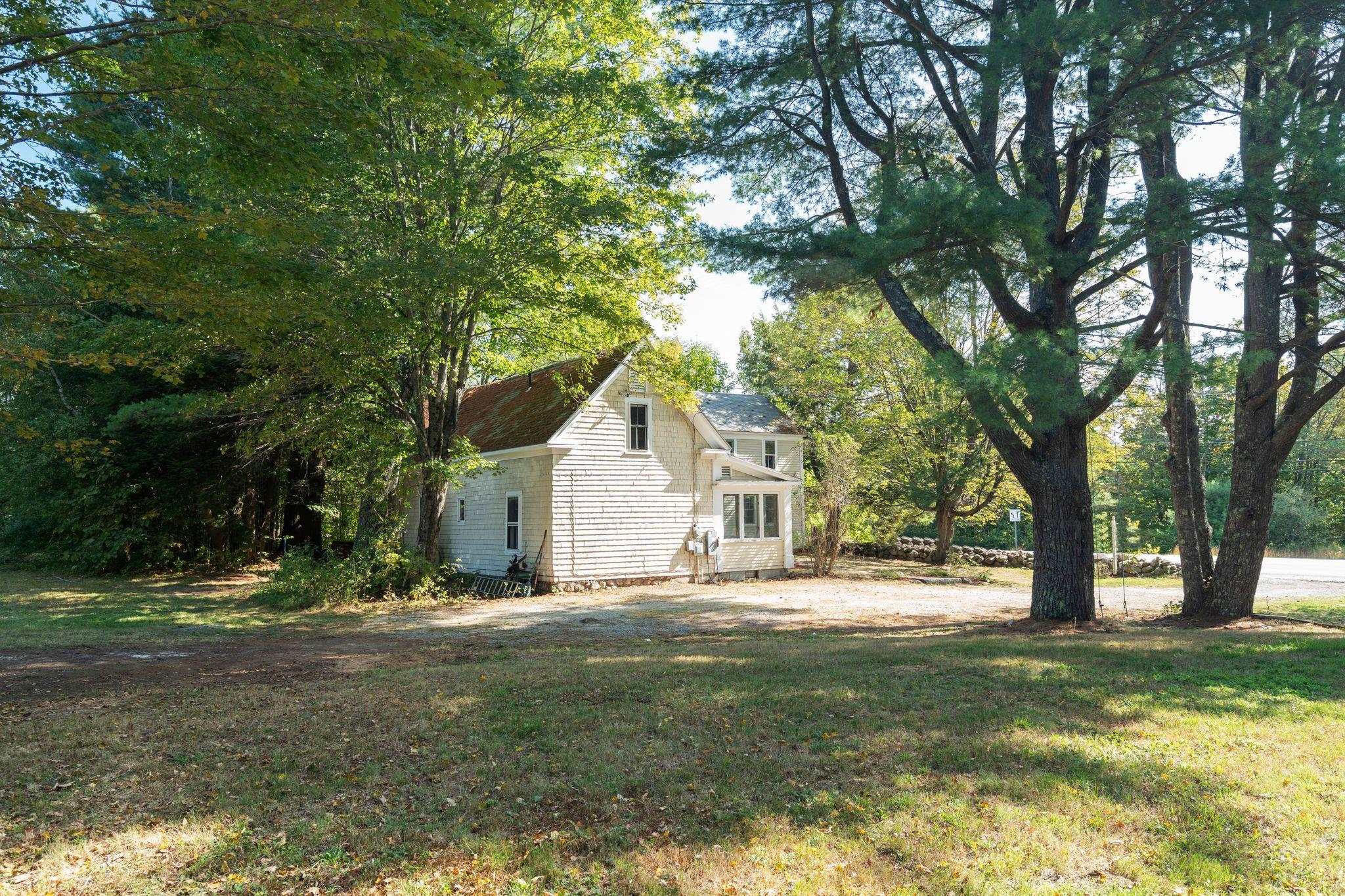 295 Andover Road New London, NH 03257 - Photo 32 of 37