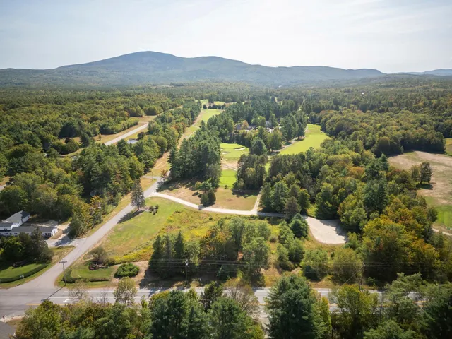 $499,000 | 295 Andover Road, New London, NH 03257