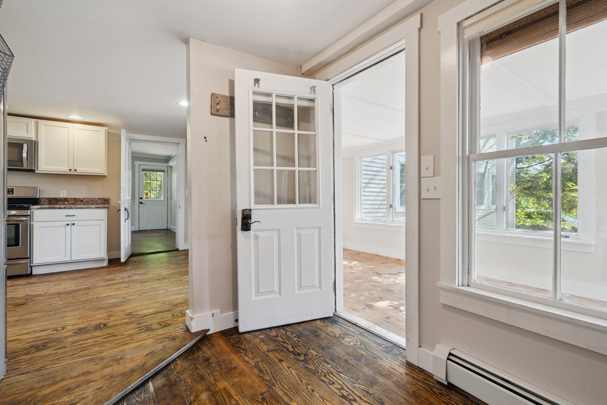 295 Andover Road New London, NH 03257 - Photo 4 of 37