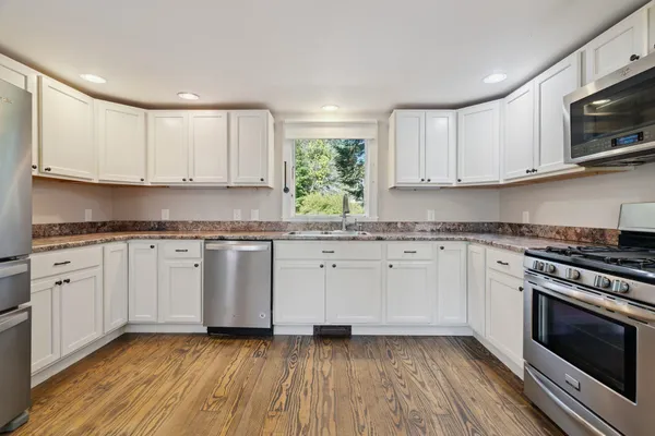 $489,000 | 295 Andover Road, New London, NH 03257