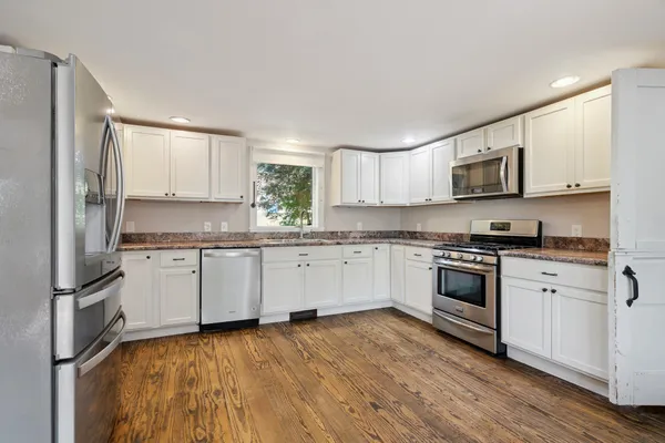 $489,000 | 295 Andover Road, New London, NH 03257