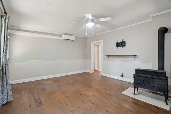$489,000 | 295 Andover Road, New London, NH 03257