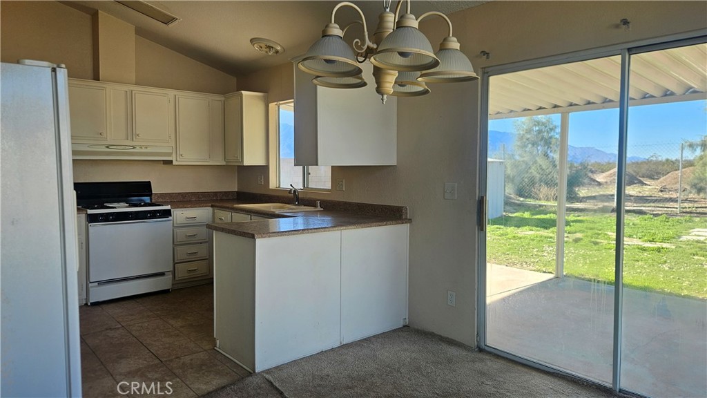 69525-5 Dillon Road Desert Hot Springs, CA 92241 - Photo 12 of 21