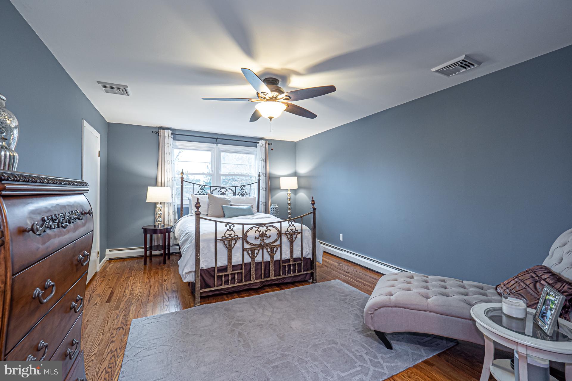 272 Winthrop Road Berwyn, PA 19312 - Photo 20 of 31 Master Bedroom