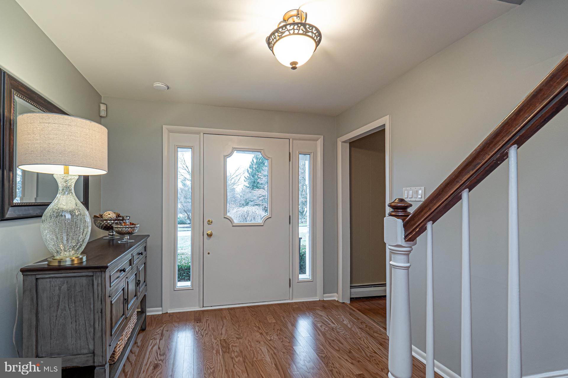 272 Winthrop Road Berwyn, PA 19312 - Photo 3 of 31 Welcoming Entry Foyer