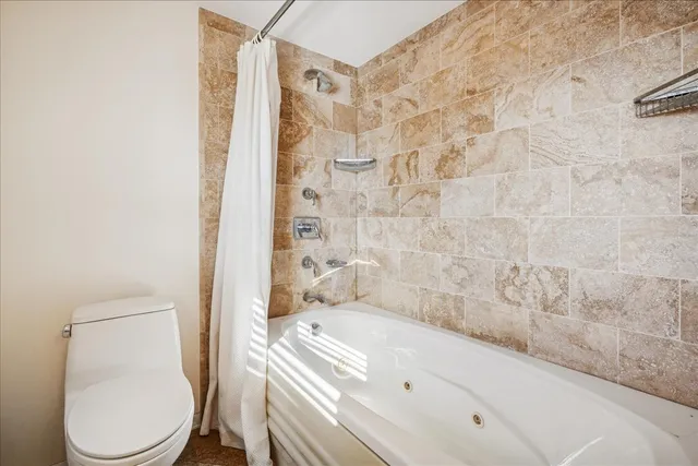 $499,000 | 275 Wilkins Drive, Des Plaines, IL 60016