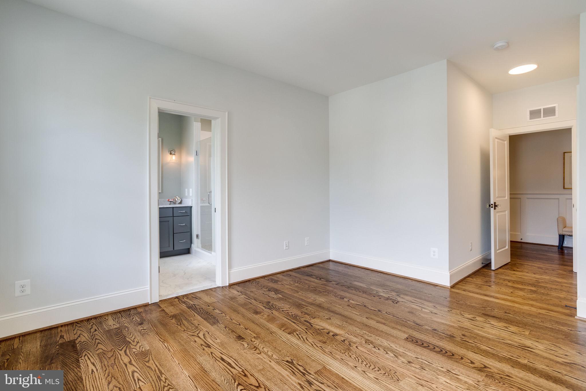 4514 25th Road North Arlington, VA 22207 - Photo 50 of 87 Fourth Bedroom with En-Suite Bath