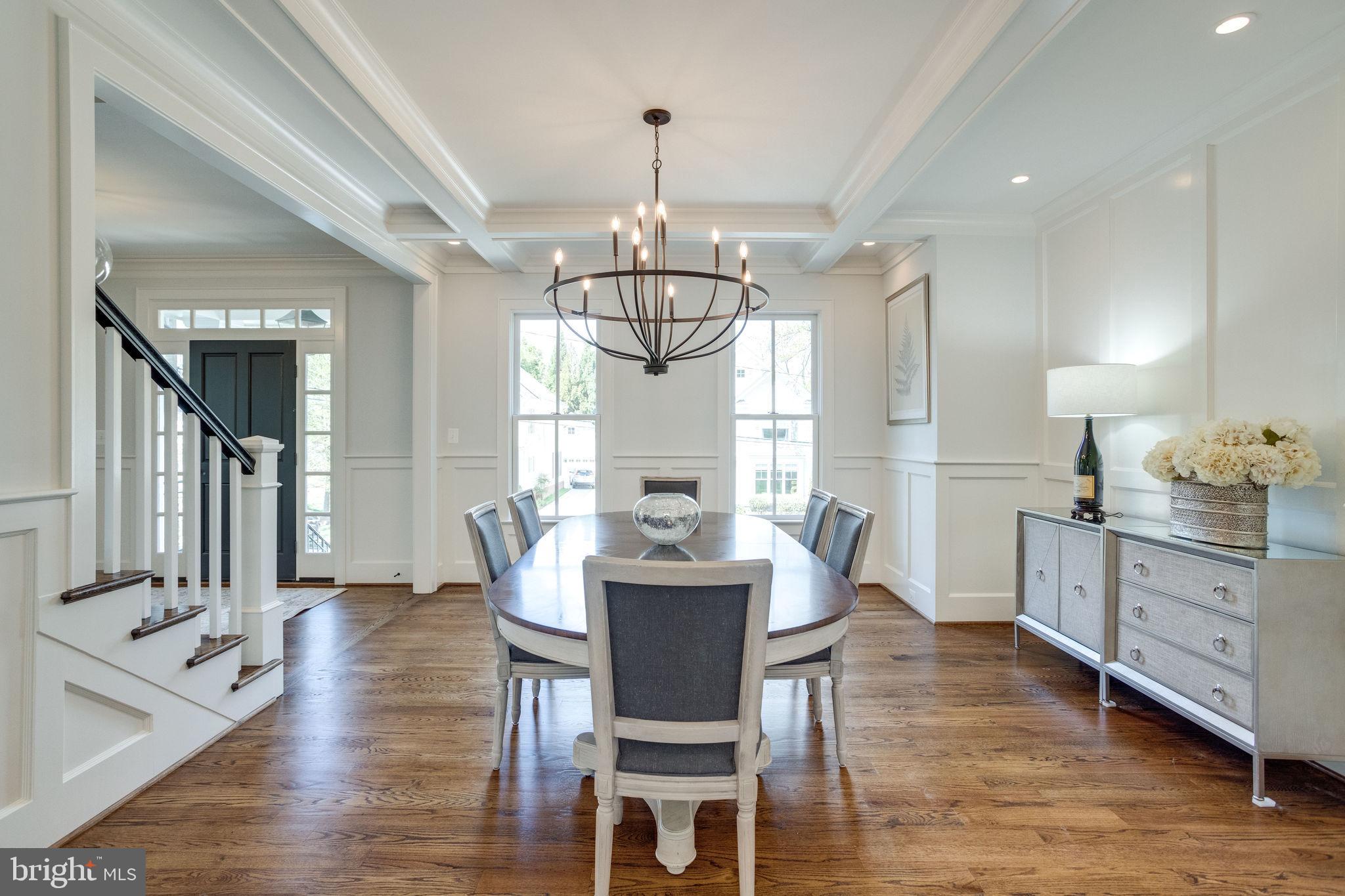 4514 25th Road North Arlington, VA 22207 - Photo 7 of 87 Banquet Sized Dining Room