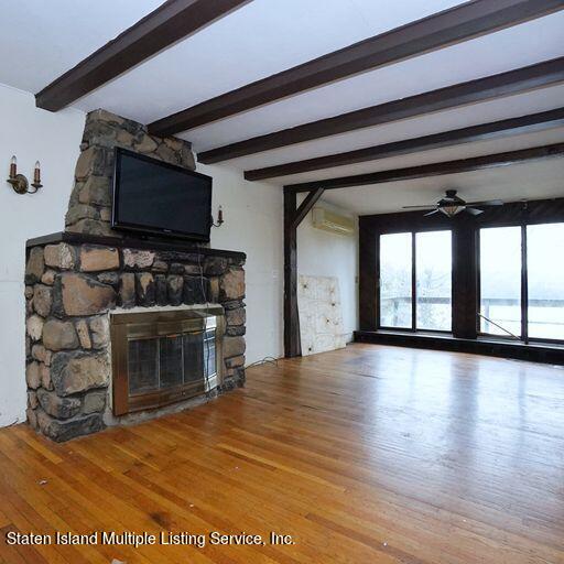 117 Windermere Road Staten Island, NY 10305 - Photo 12 of 25 E6514D53-8370-45DA-94E4-90A06193767B