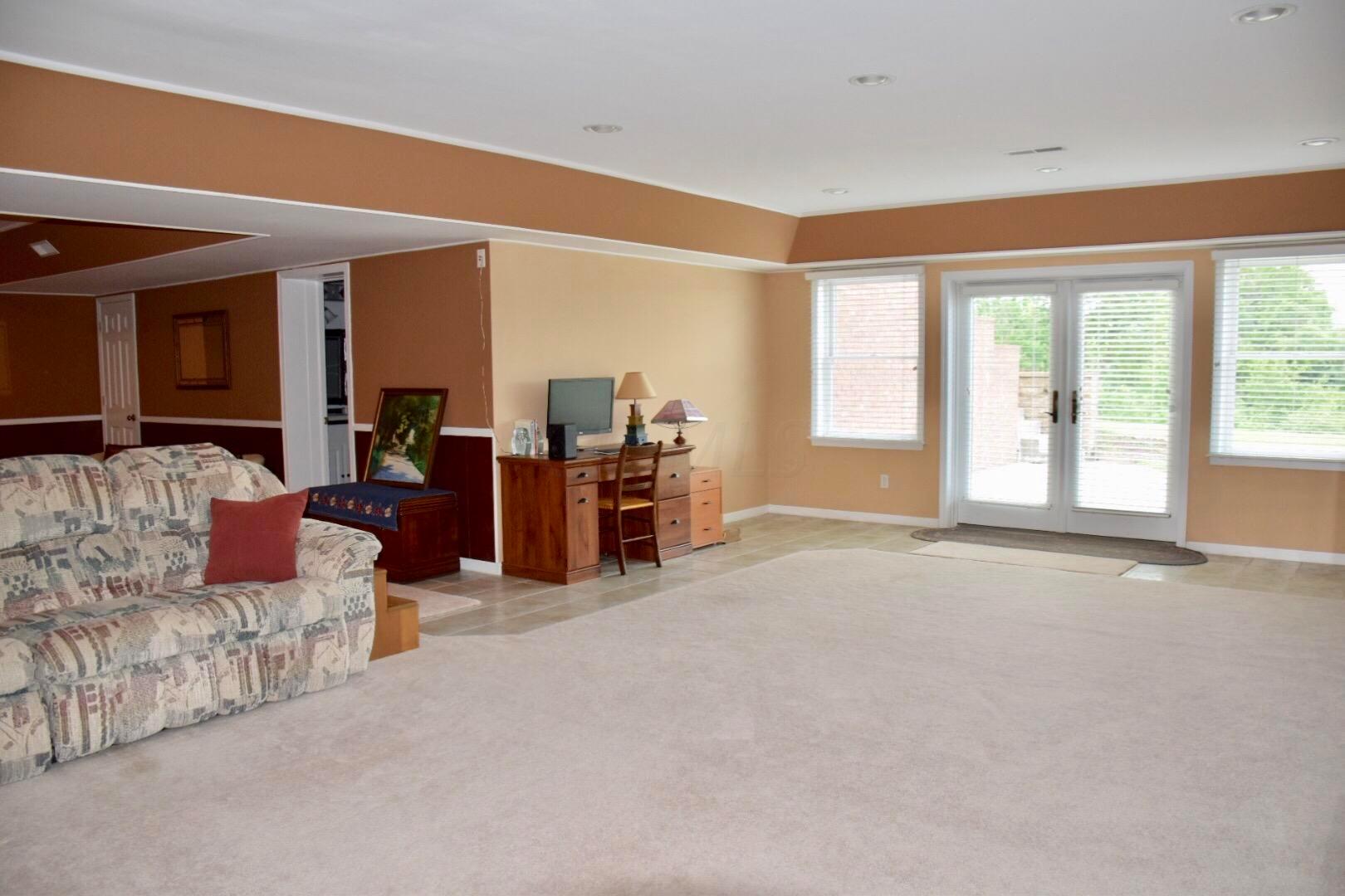 100 Spry Road Zanesville, OH 43701 - Photo 41 of 53