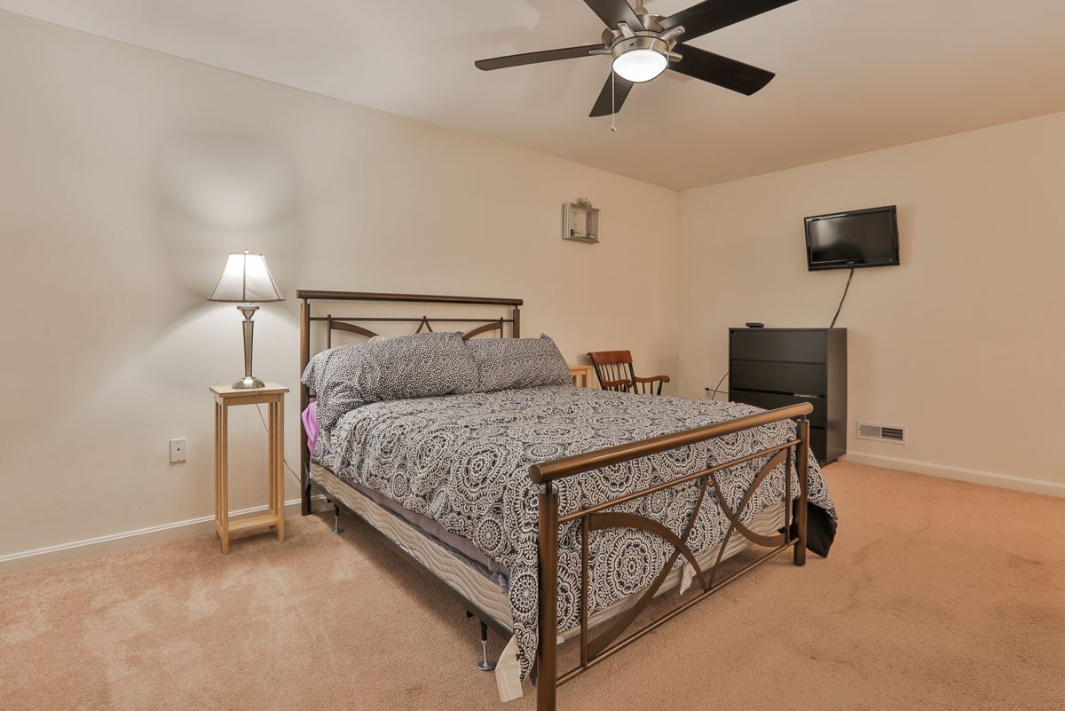 80 Brookview Road Windham, NH 03087 - Photo 19 of 28
