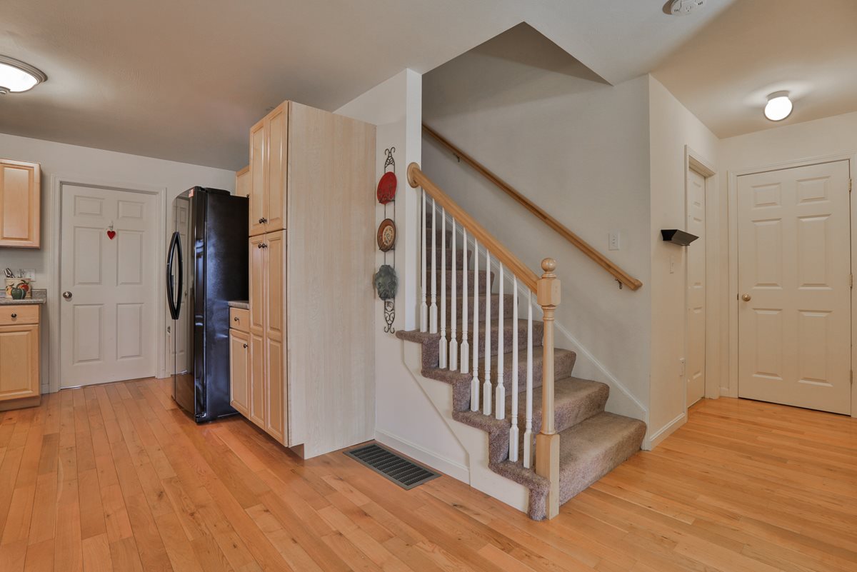 80 Brookview Road Windham, NH 03087 - Photo 8 of 28