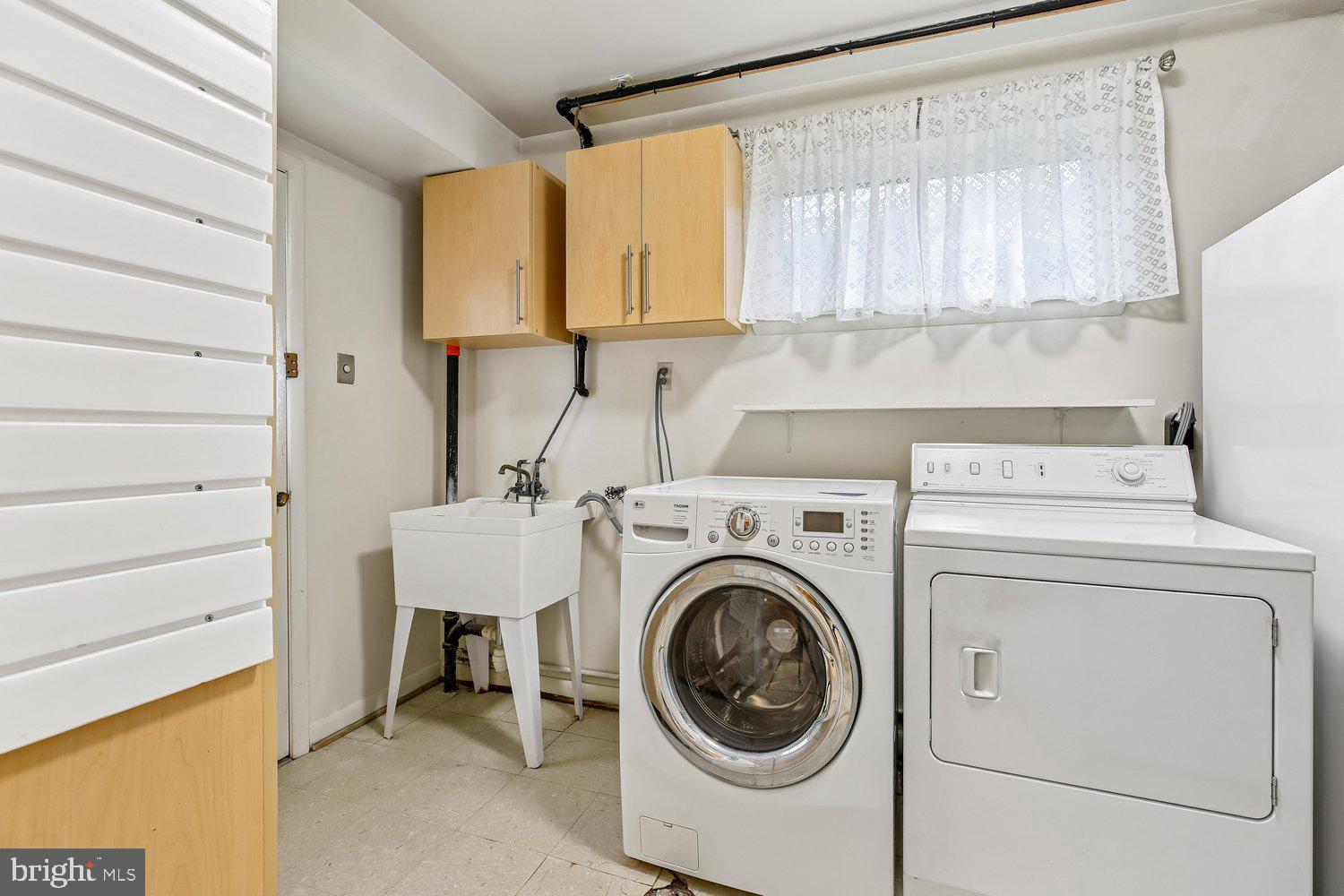 1002 North Belgrade Road Silver Spring, MD 20902 - Photo 15 of 46 Laundry