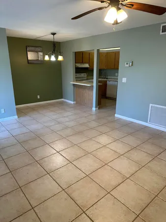 $129,000 | 436 Pine Glen Lane, Unit D1, Greenacres, FL 33463