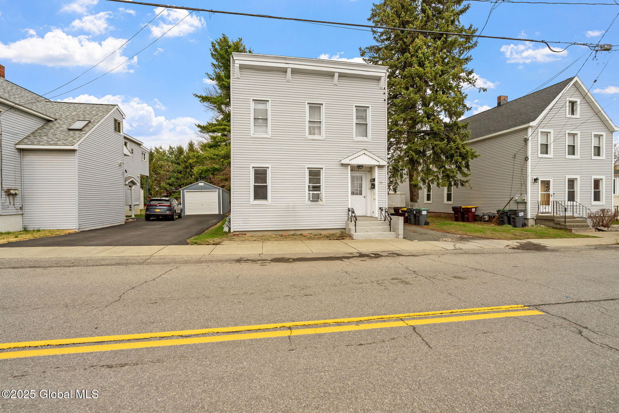 35 Exchange Street Colonie, NY 12205 - Photo 1 of 36 1-web-or-mls-35-exchange-st