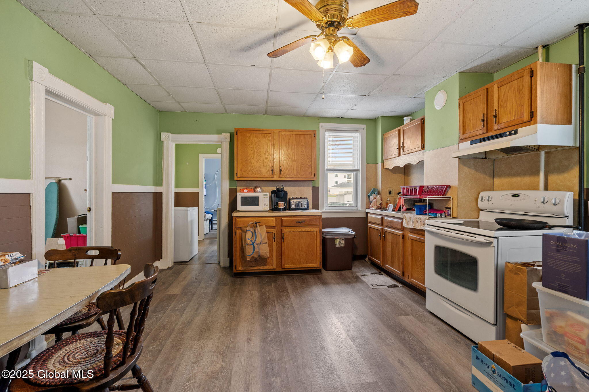 35 Exchange Street Colonie, NY 12205 - Photo 9 of 36 10-web-or-mls-35-exchange-st