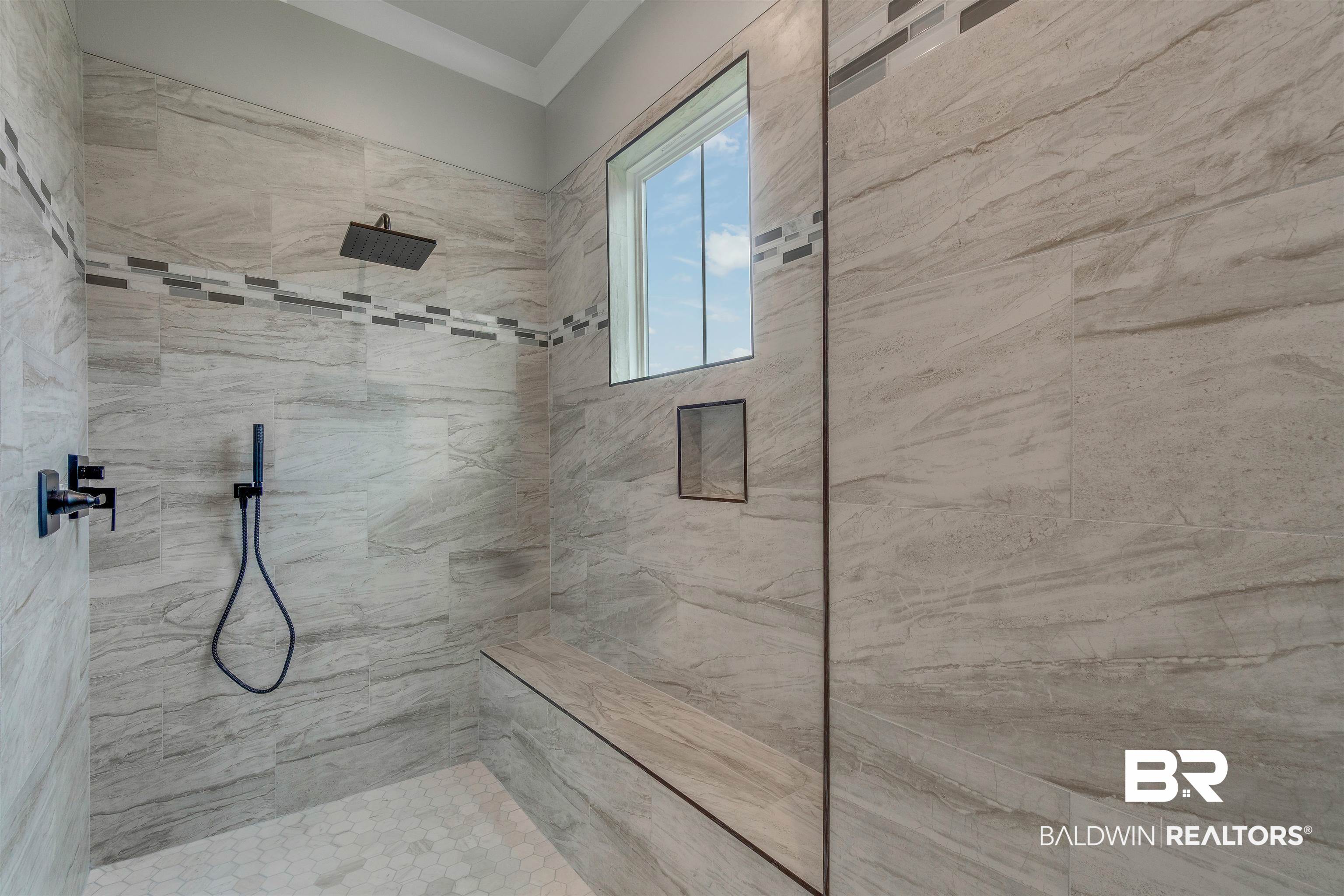 10985 Atrium Avenue Fairhope, AL 36532 - Photo 27 of 58 Full bathroom with a tile shower