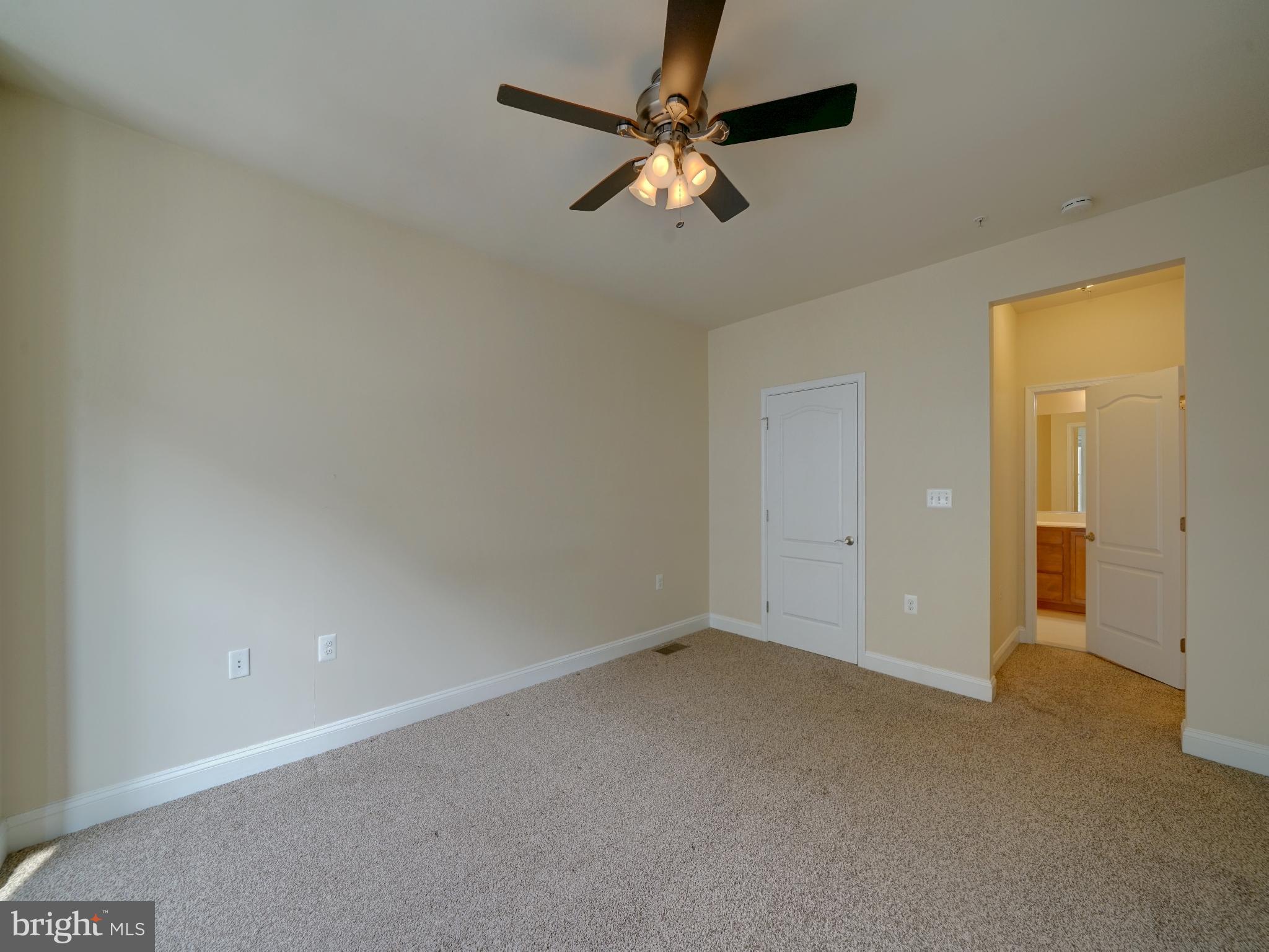 7672 Maple Lawn Boulevard, Unit 53 Fulton, MD 20759 - Photo 27 of 39 Spacious room with natural light and charm.