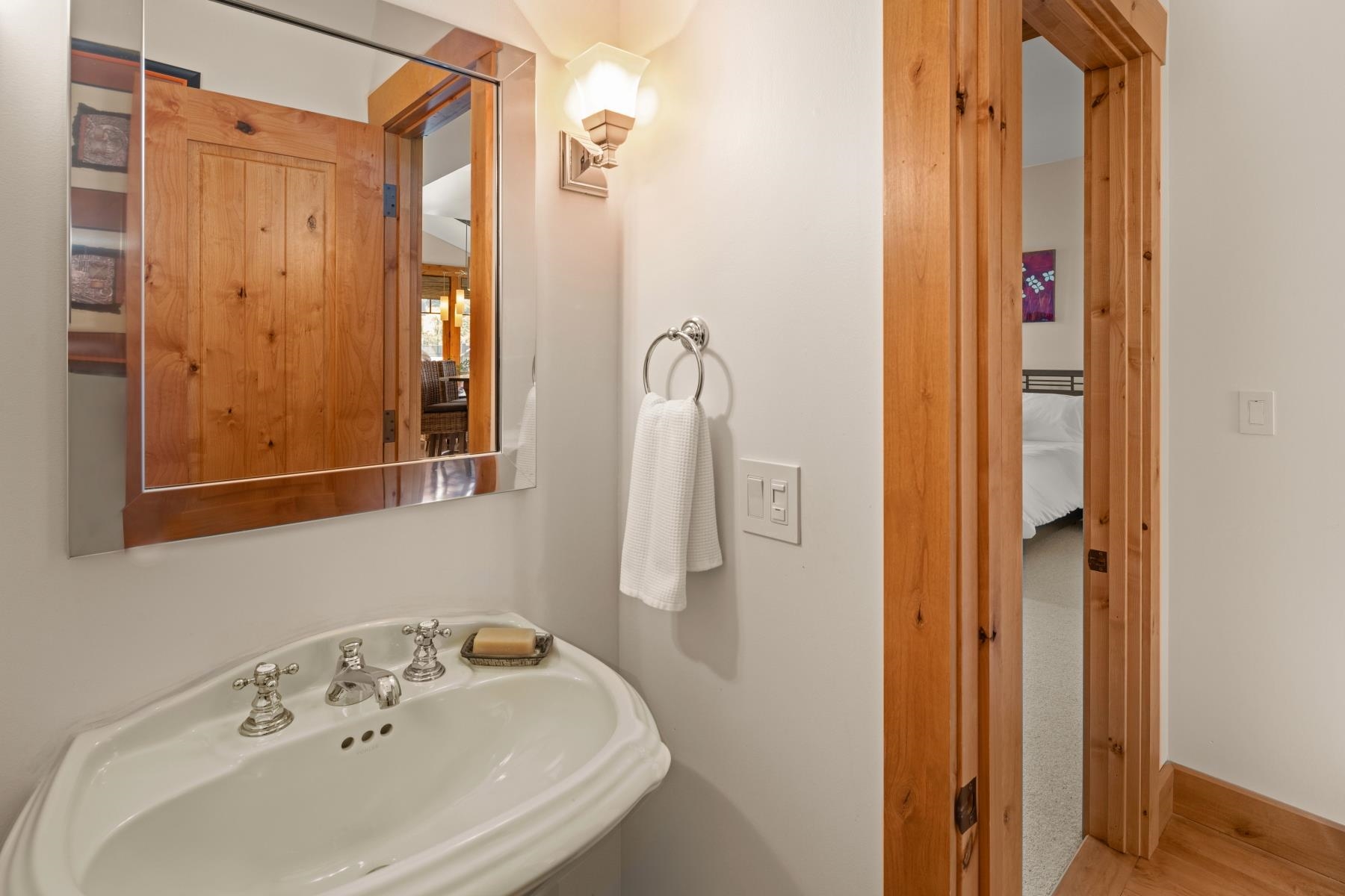 83 Nosedive Drive, Unit CABIN #9 Stowe, VT 05672 - Photo 13 of 40