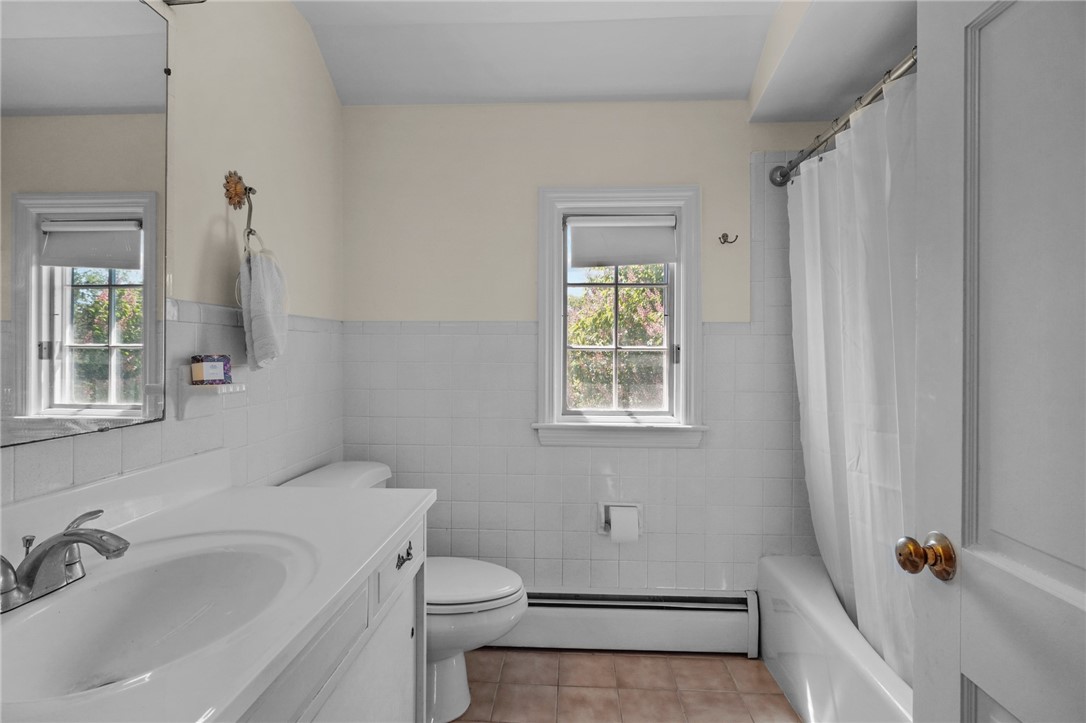 10 Fort Hill Road Bristol, RI 02809 - Photo 28 of 41 Gallery Image 28