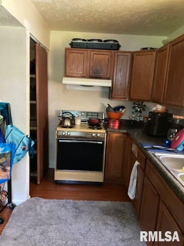 1904 East Cornell Avenue Springfield, IL 62703 - Photo 5 of 8