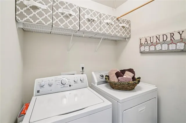 $625,000 | 715 Moonlight Way, Suwanee, GA 30024