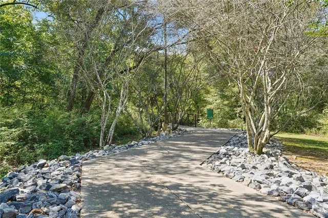 $625,000 | 715 Moonlight Way, Suwanee, GA 30024