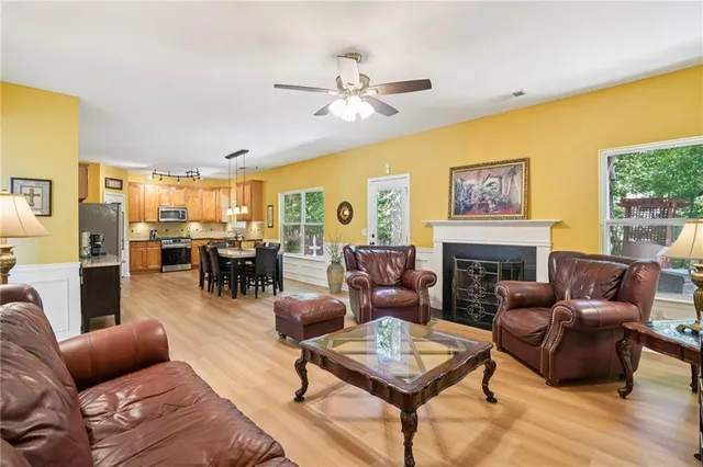 $625,000 | 715 Moonlight Way, Suwanee, GA 30024