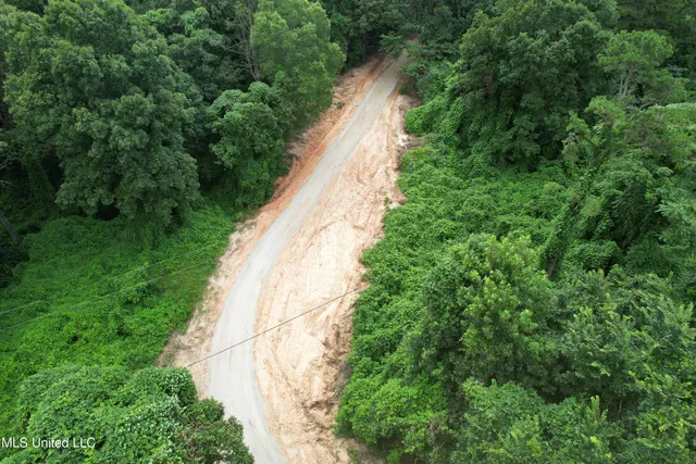 $92,500 | 1761 Old Highway, Holly Springs, MS 38635