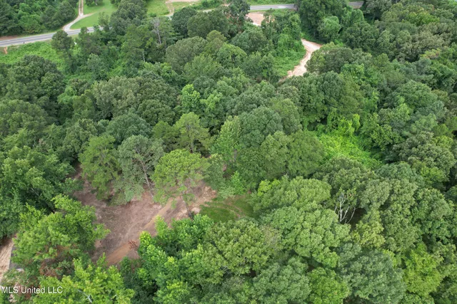 $92,500 | 1761 Old Highway, Holly Springs, MS 38635