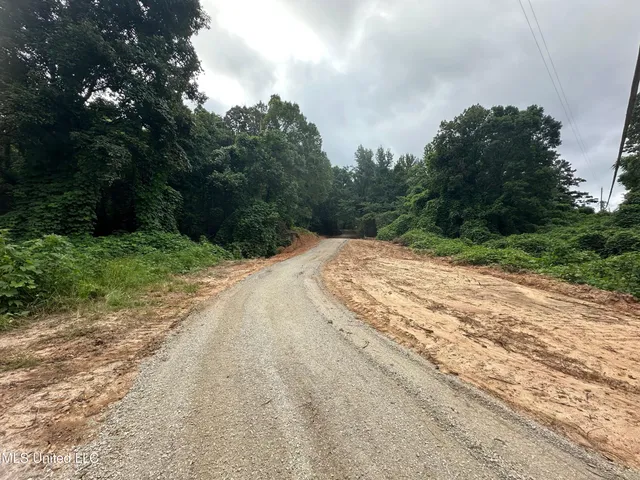 $92,500 | 1761 Old Highway, Holly Springs, MS 38635