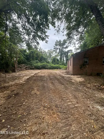 $92,500 | 1761 Old Highway, Holly Springs, MS 38635