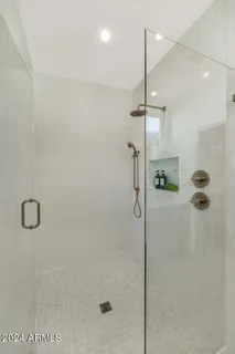 $2,149,000 | 6914 East 2nd Street, Scottsdale, AZ 85251